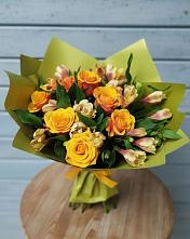 Букет цветов из:  Альстромерии и Розы в Гостилицы