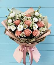 Букет цветов из:  Розы, Альстромерии и Лизиантусы в Гостилицы