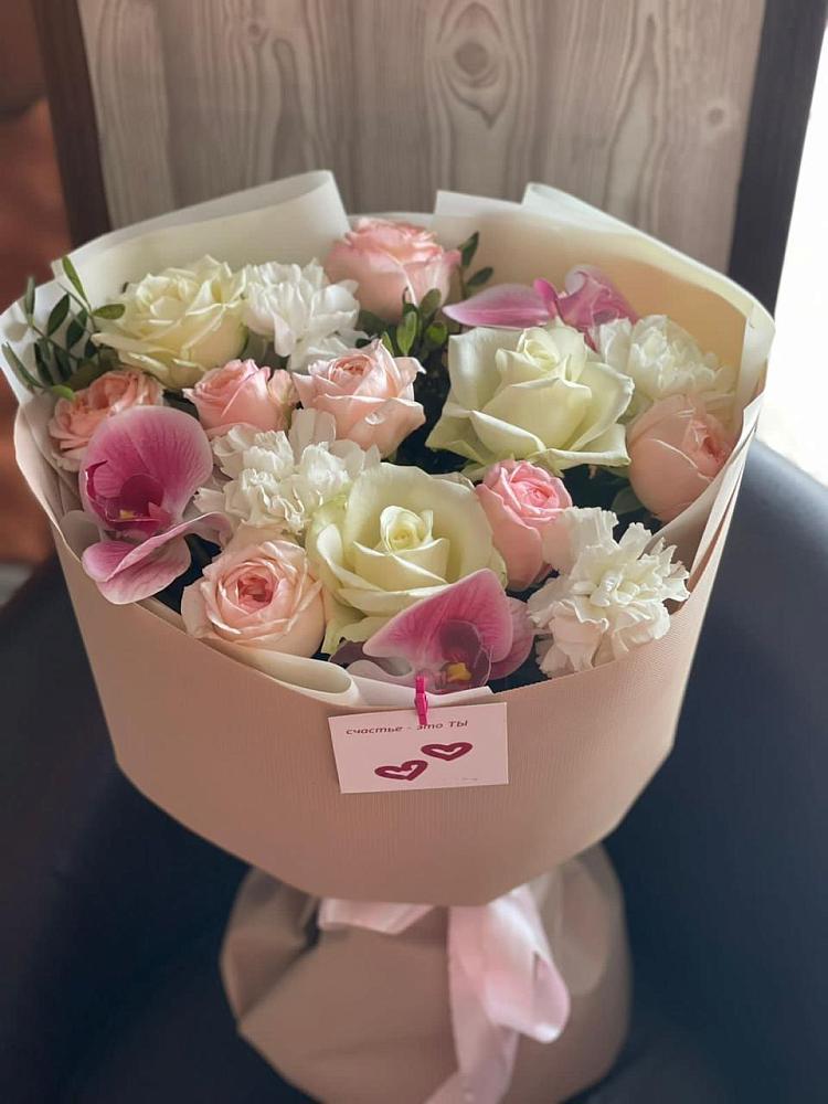 Букет цветов из: Орхидеи, Розы и Гвоздики в Гостилицы