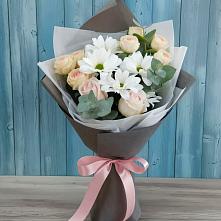 Букет цветов из:  Хризантемы и Розы в Гостилицы