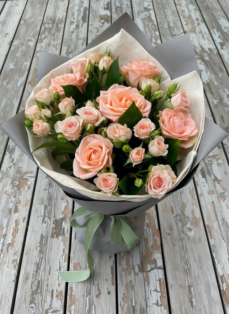 Букет цветов из: Розы в Гостилицы