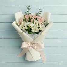 Букет цветов из:  Альстромерии в Гостилицы