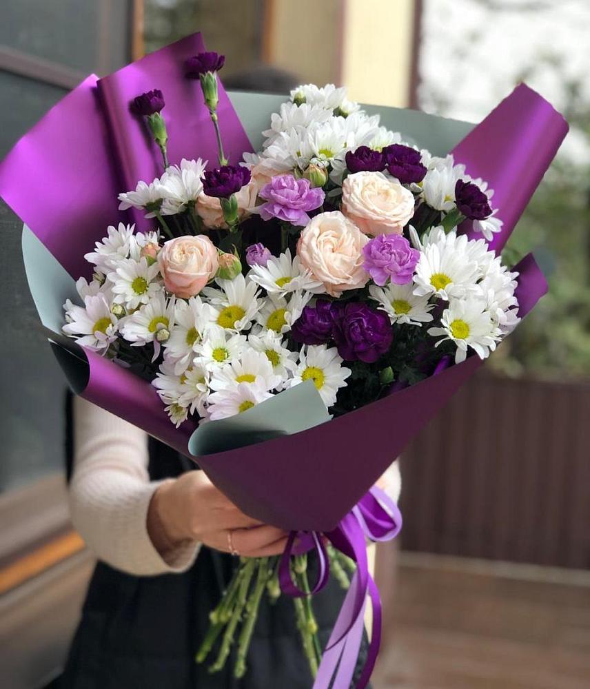 Букет цветов из: Хризантемы, Гвоздики и Розы в Гостилицы