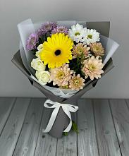 Букет цветов из:  Розы, Герберы и Хризантемы в Гостилицы