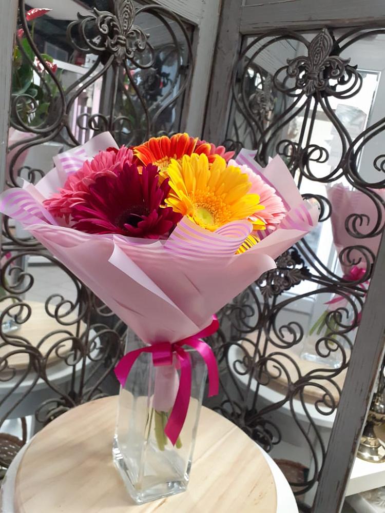 Букет цветов из: Герберы в Гостилицы