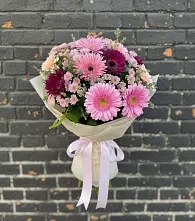 Букет цветов из:  Герберы и Хризантемы в Гостилицы