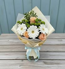 Букет цветов из:  Герберы, Розы и Хризантемы в Гостилицы