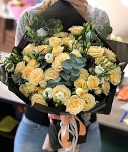 Букет цветов из:  Розы и Лизиантусы #REPLACE_PRED# Гостилицы