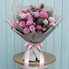 Букет цветов из:  Розы #REPLACE_PRED# Гостилицы